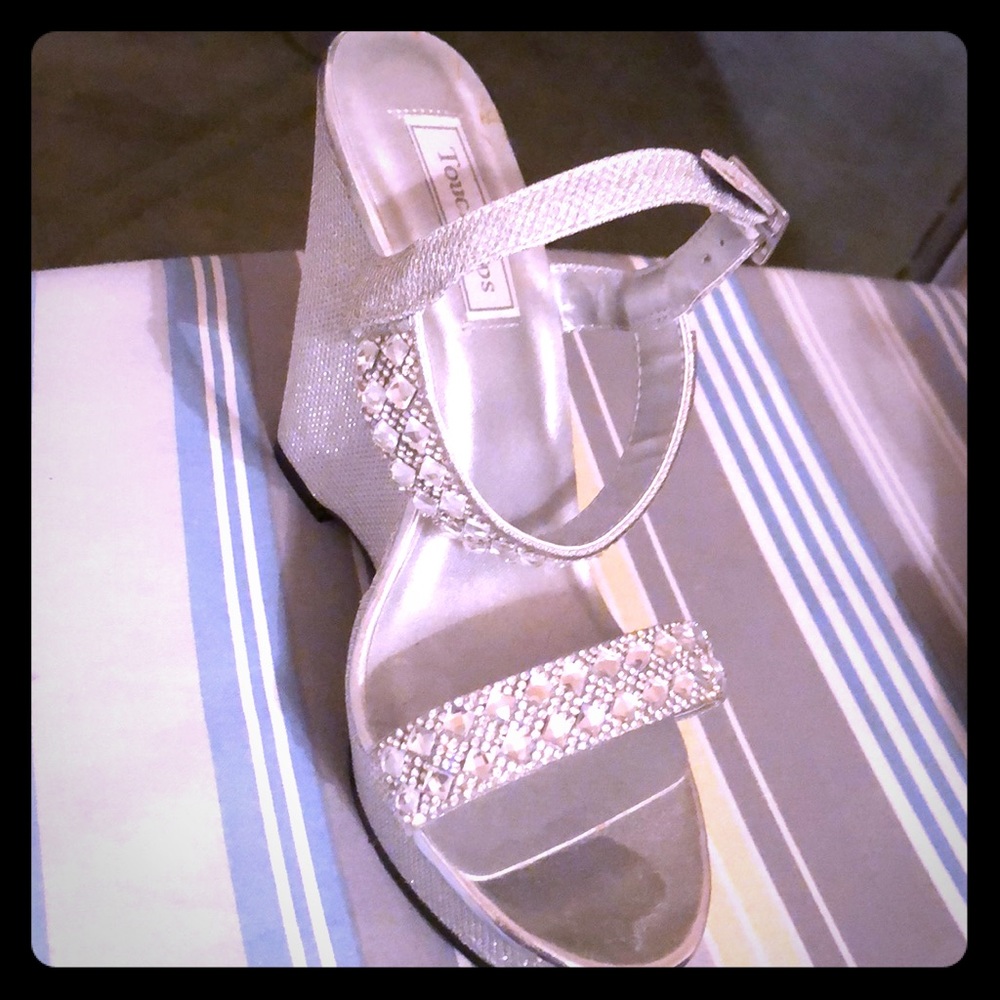 Bling prom wedges